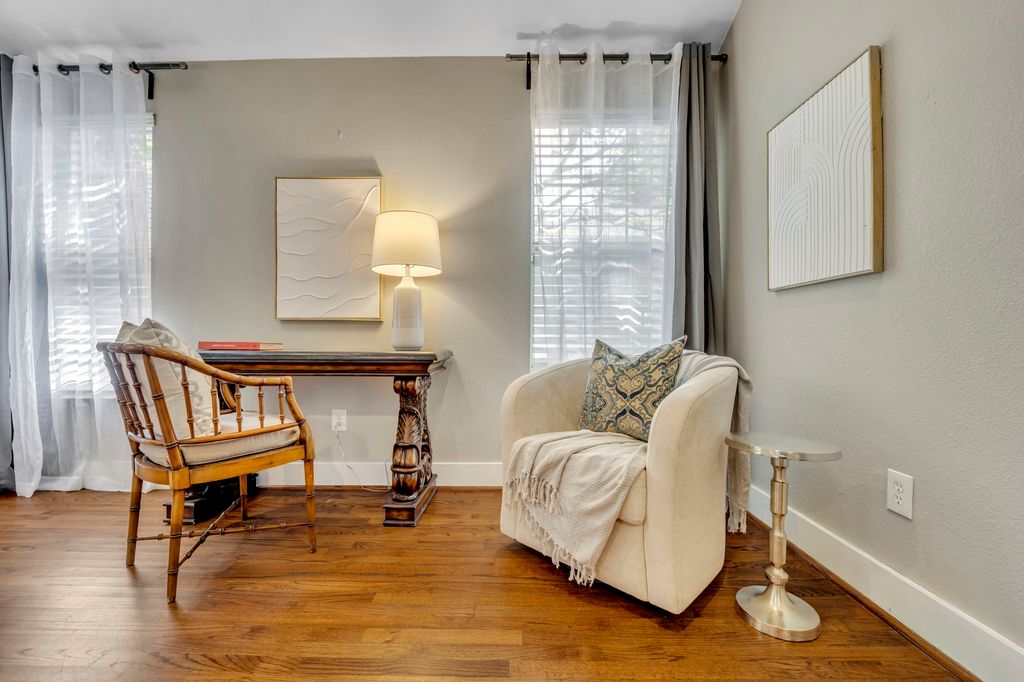property-img