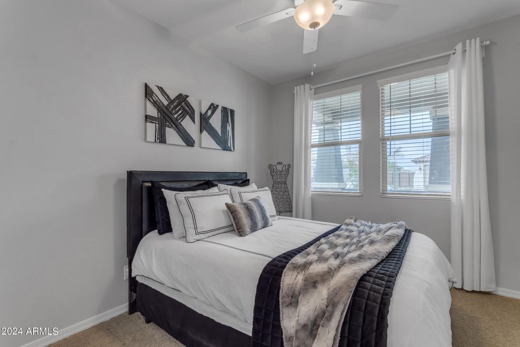 property-img