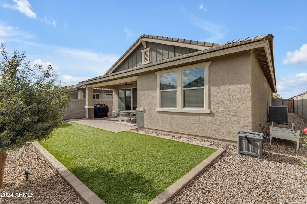 property-img