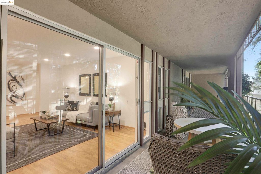 property-img