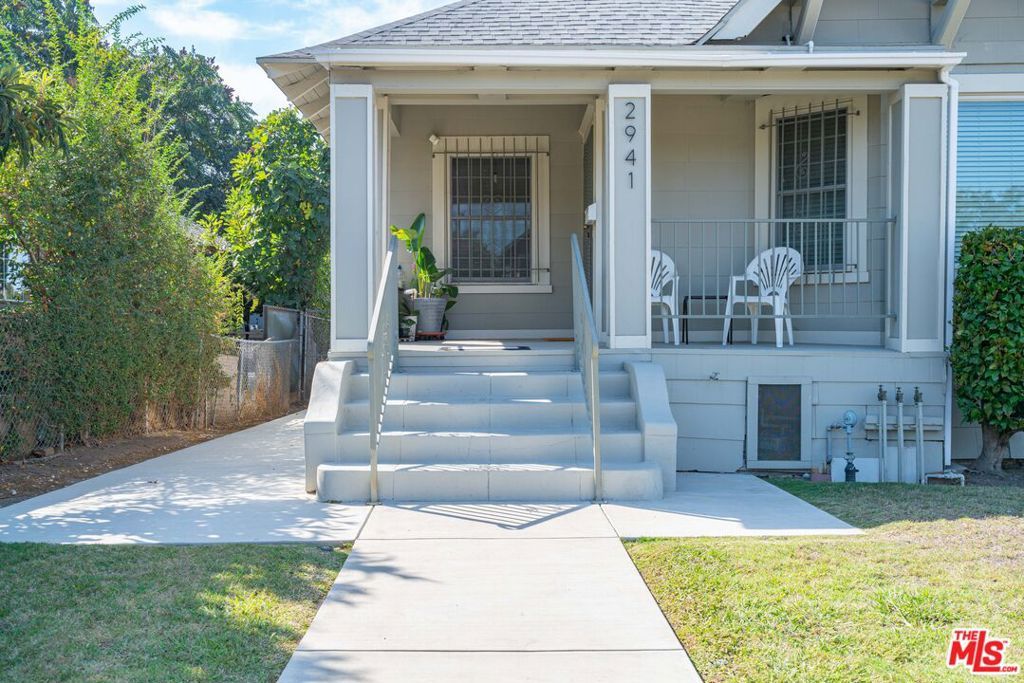 property-img