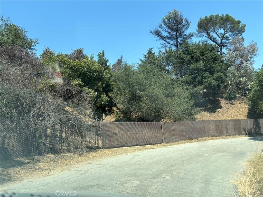 property-img