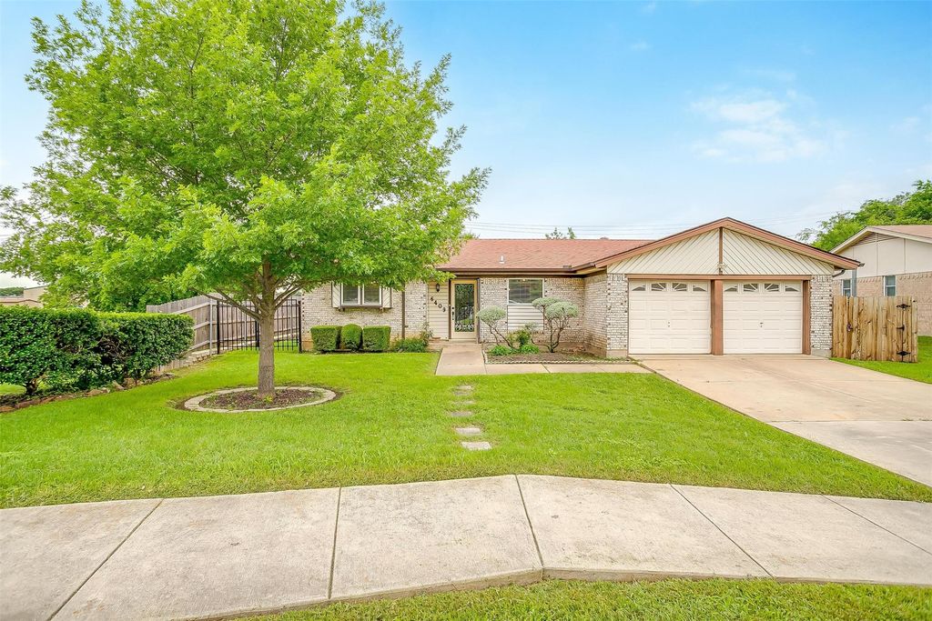 property-img