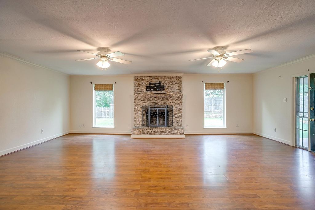property-img