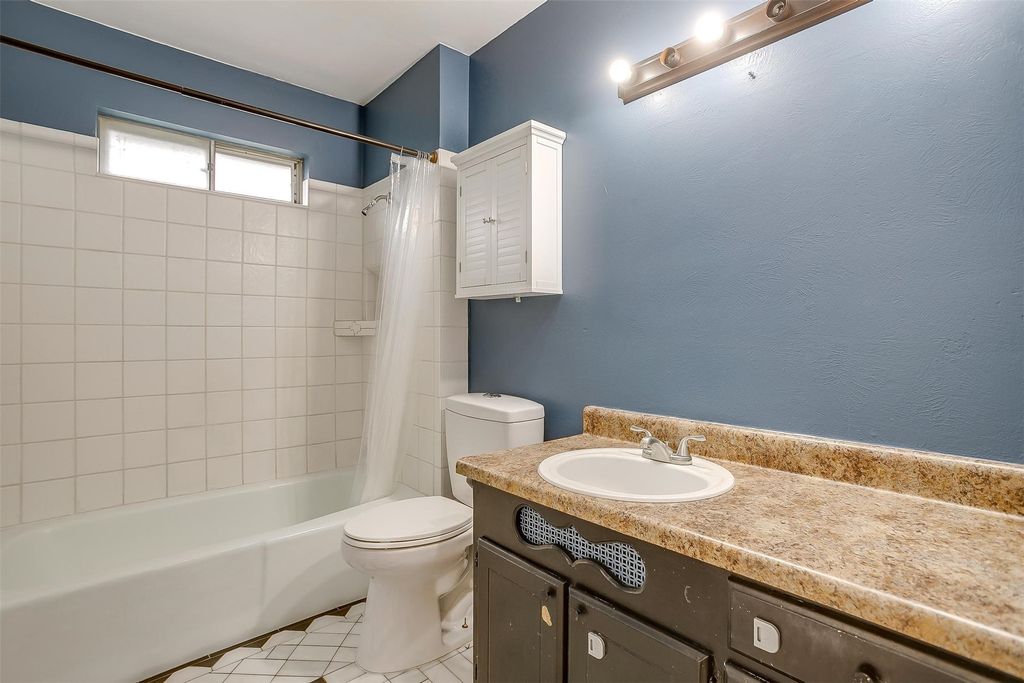 property-img