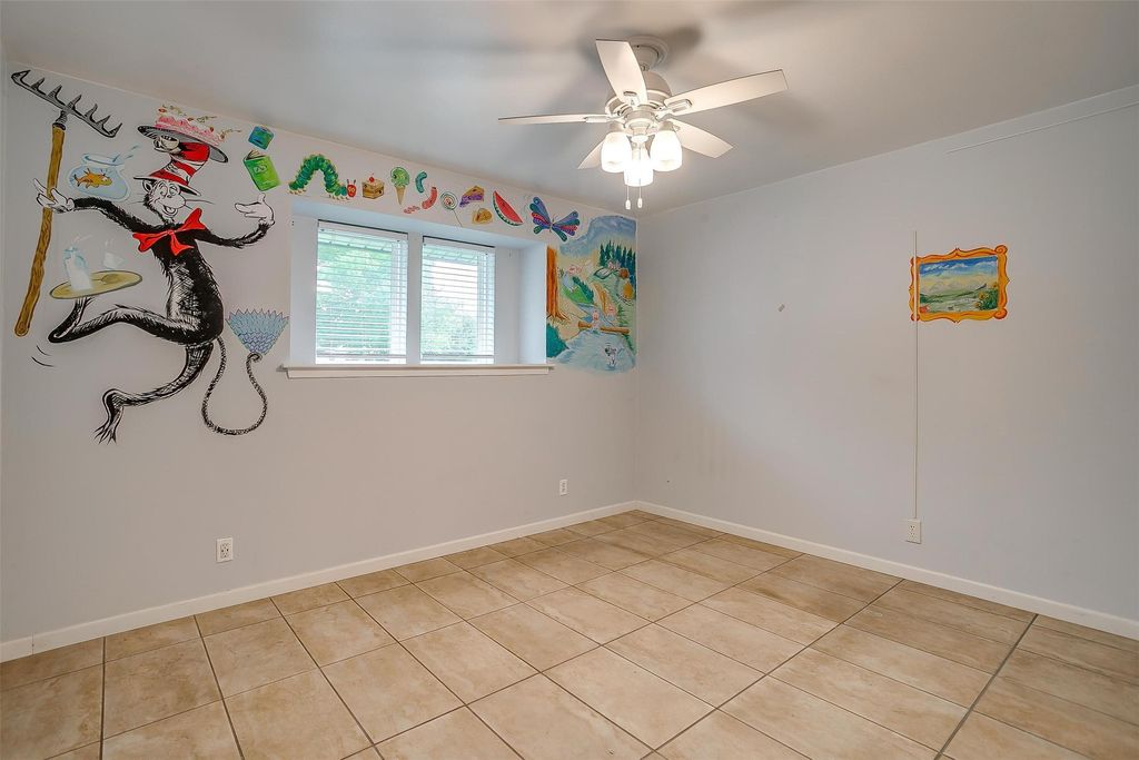 property-img