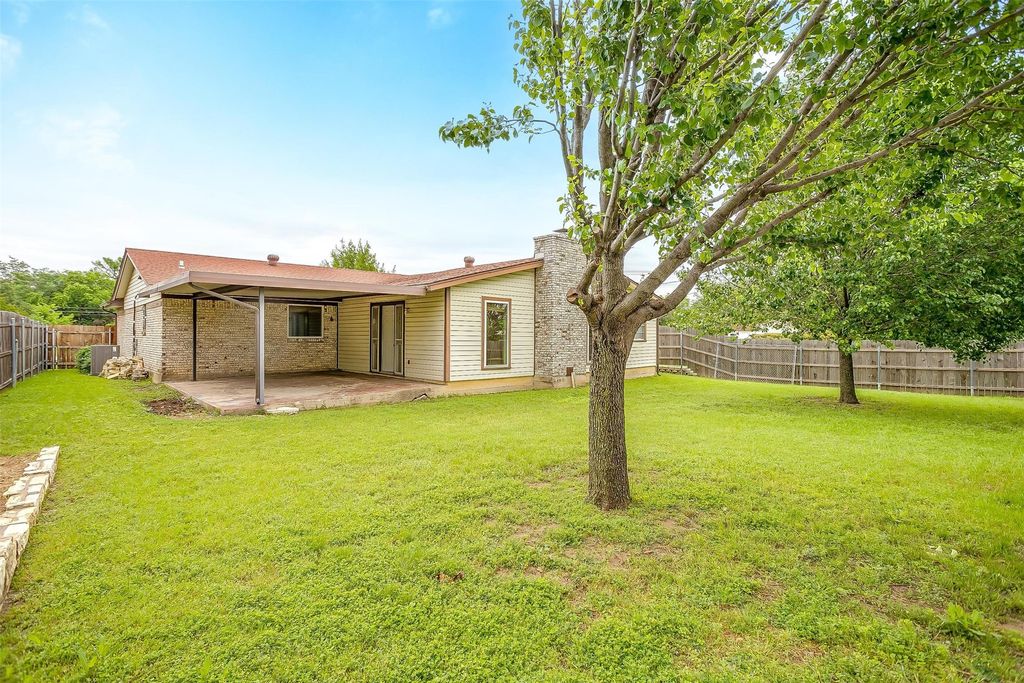 property-img