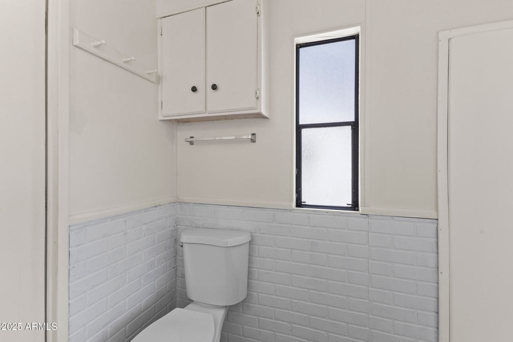 property-img