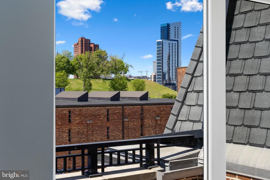 property-img