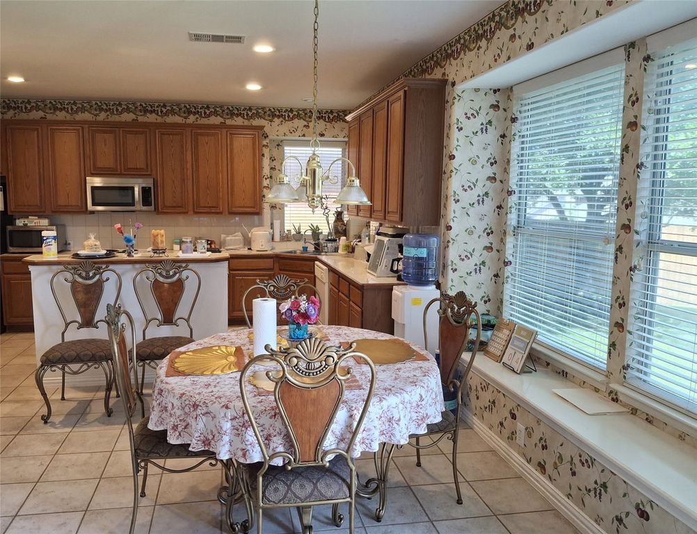 property-img