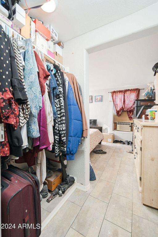 property-img