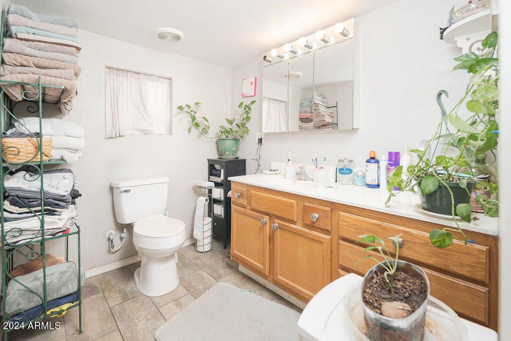 property-img