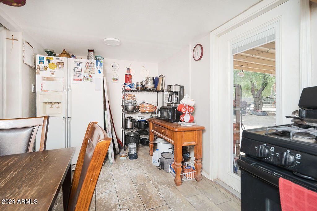 property-img
