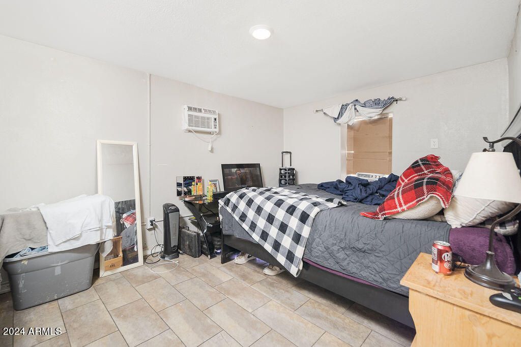 property-img