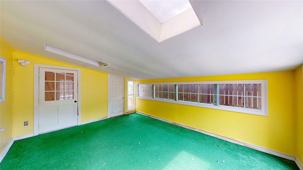 property-img