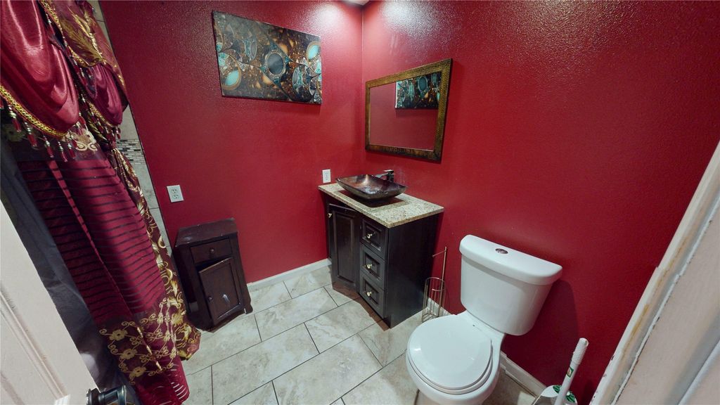 property-img