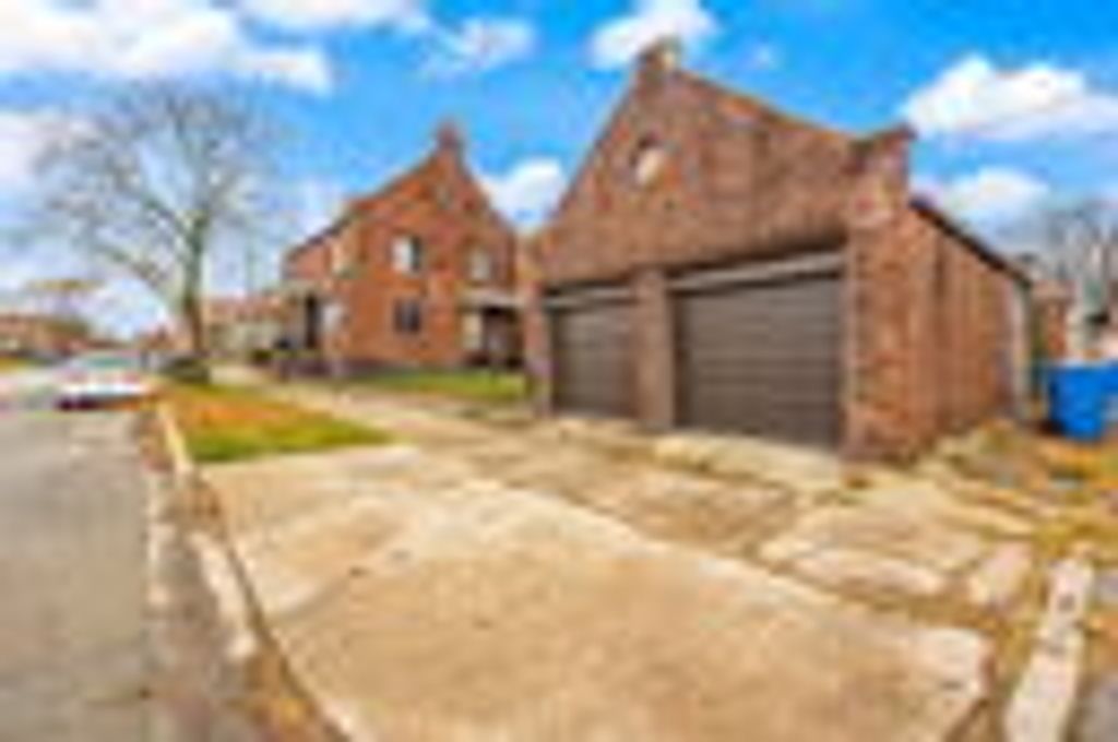 property-img