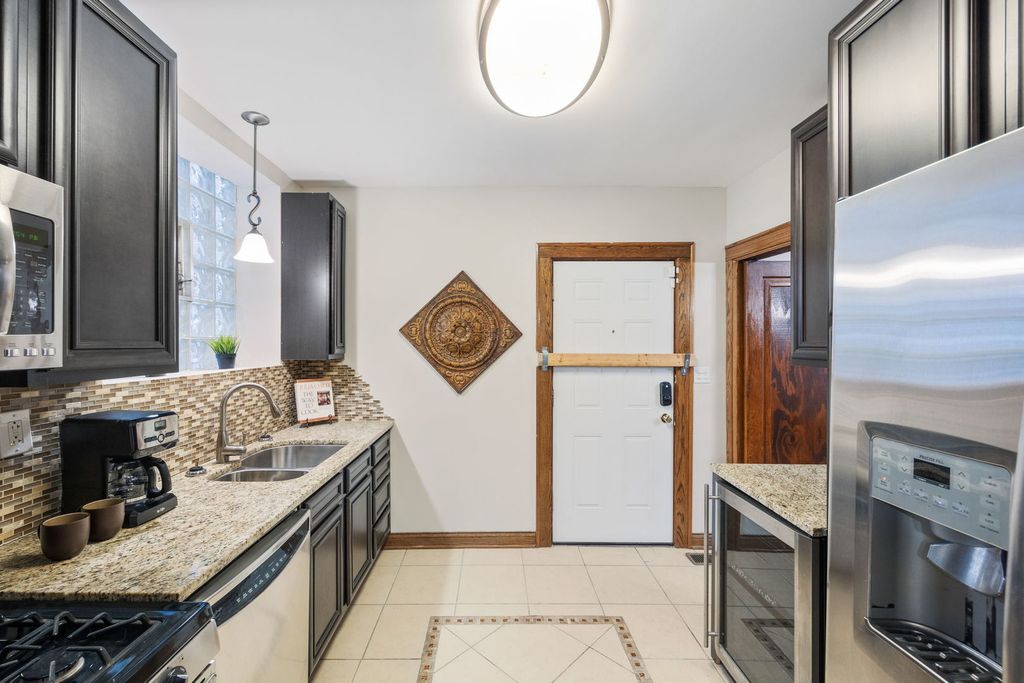 property-img
