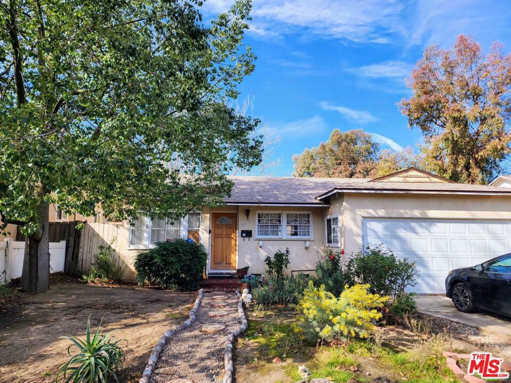 property-img