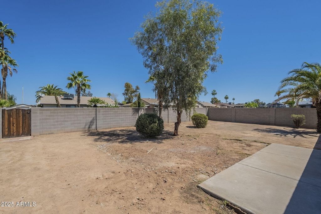 property-img