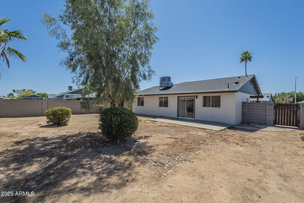 property-img