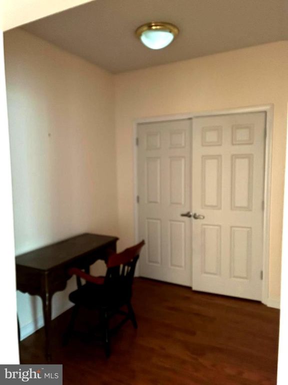 property-img