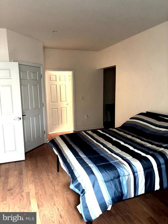 property-img