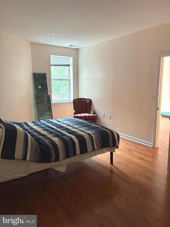 property-img