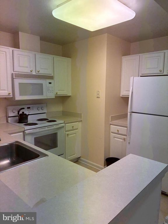 property-img
