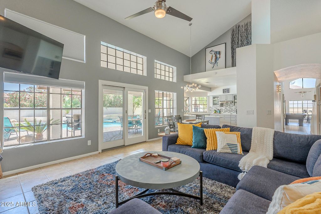 property-img