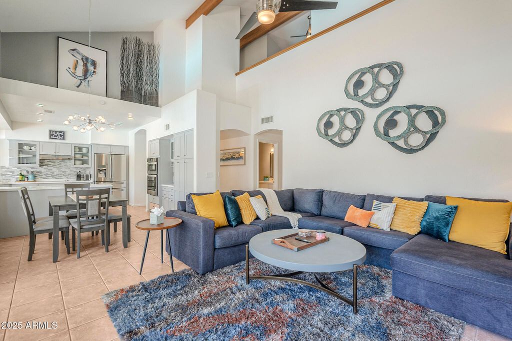 property-img