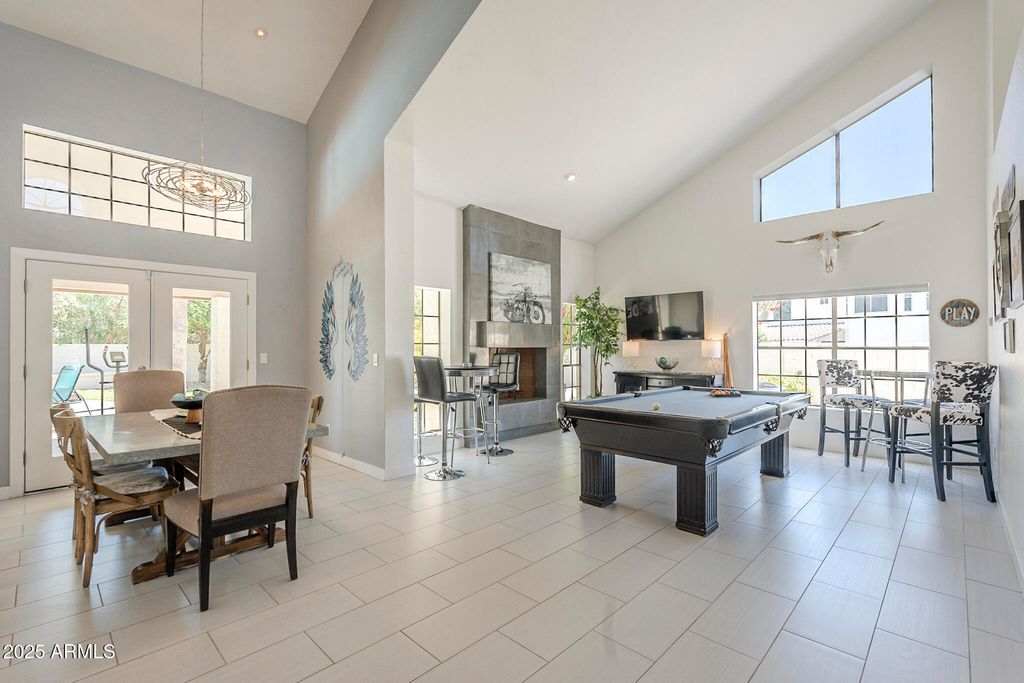property-img